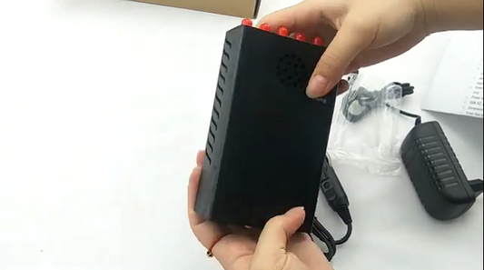 GPS signal jammer: protecting privacy and application exploration